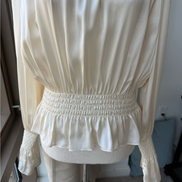 Frame Elegant Silk Cream Smocked Blouse - Picture 3 of 13